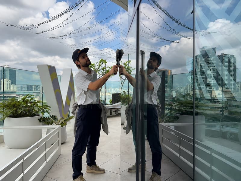 Commercial window cleaning Gold Coast